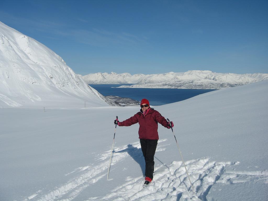 Utsikten Feriehus I Bakkeby エクステリア 写真