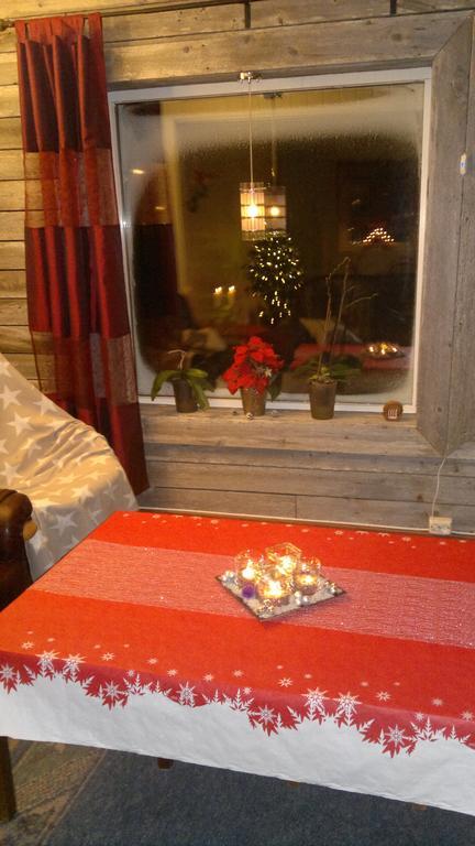 Utsikten Feriehus I Bakkeby エクステリア 写真