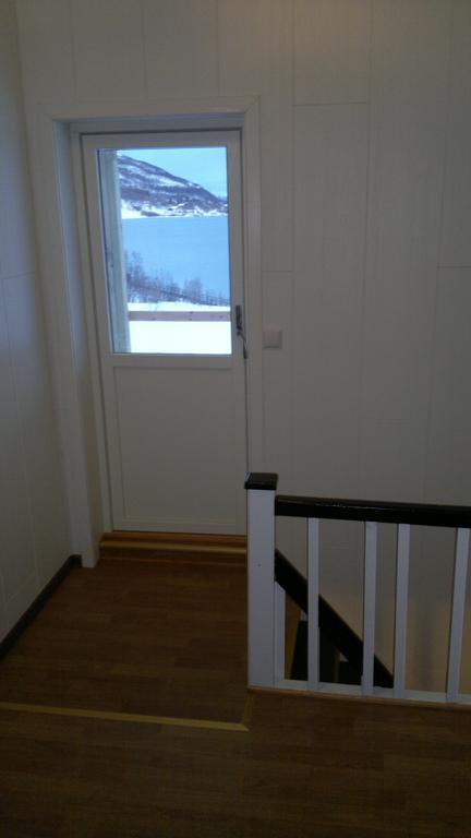 Utsikten Feriehus I Bakkeby エクステリア 写真