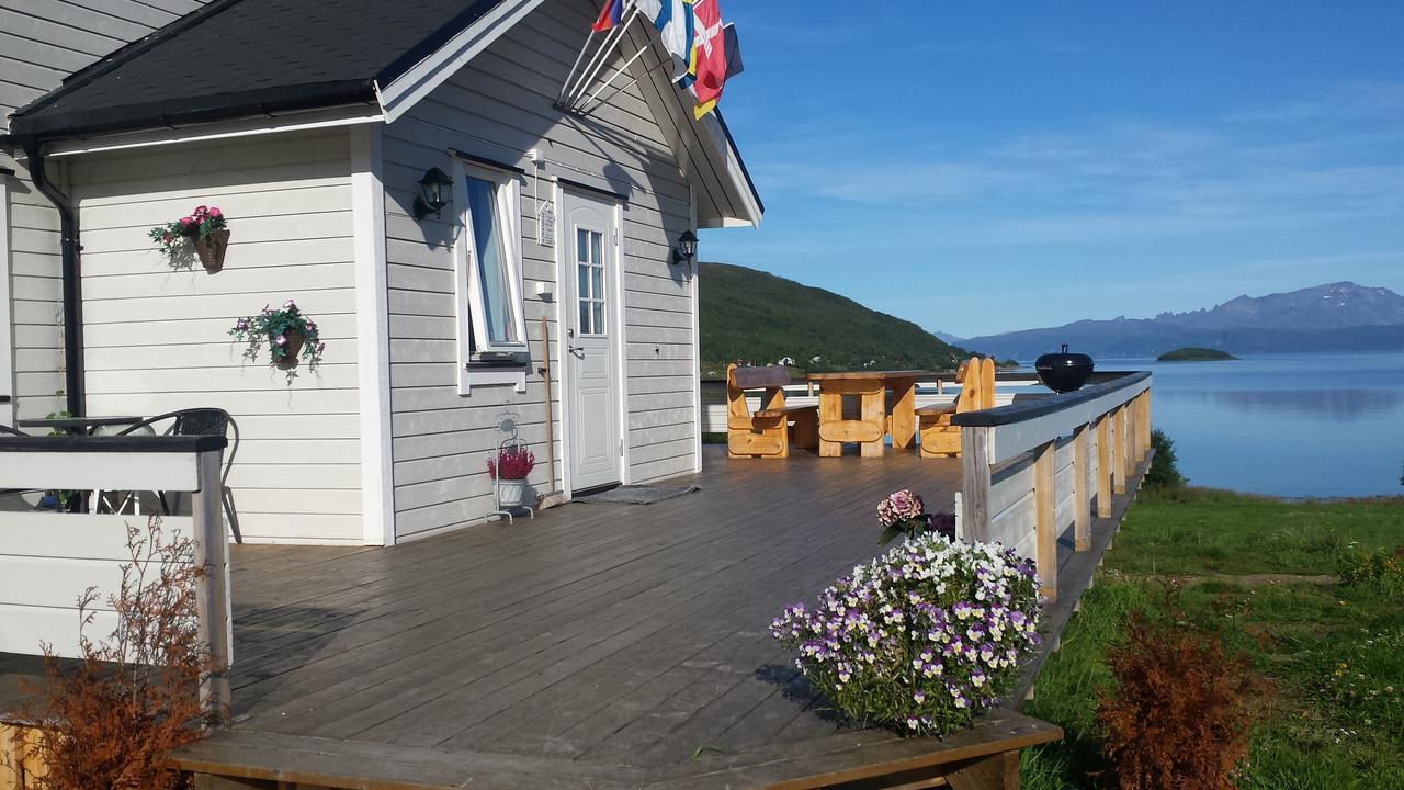 Utsikten Feriehus I Bakkeby エクステリア 写真