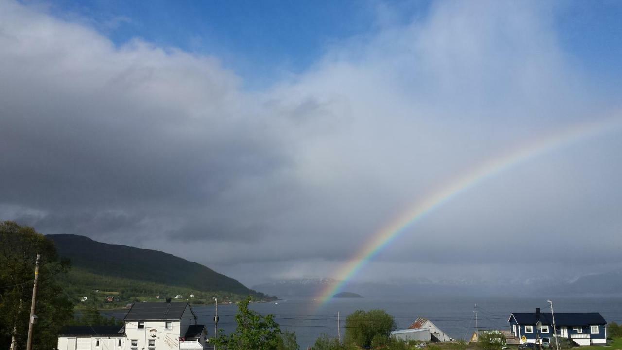 Utsikten Feriehus I Bakkeby エクステリア 写真